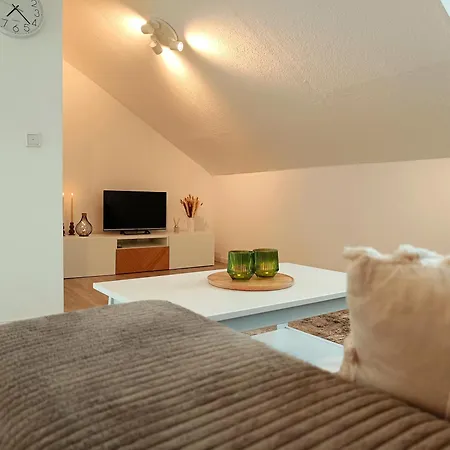 Ruhrheimat Ferienwohnung Am Ruhrtalradweg In Arnsberg Exterior foto